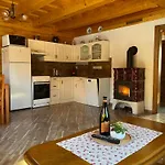 Roubenky U Zvonice Apartment
