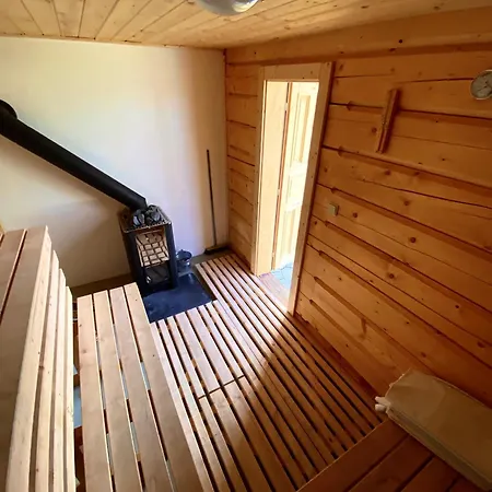 Roubenky U Zvonice Apartment