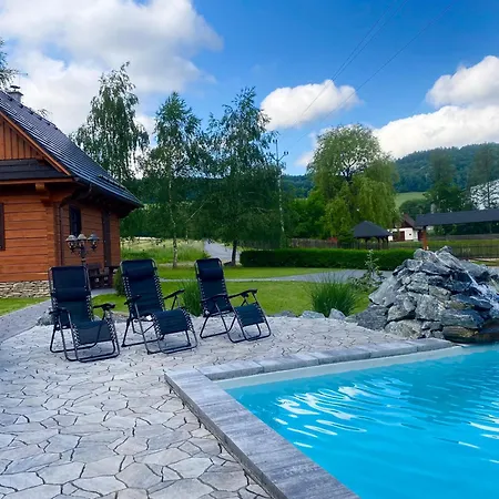 Roubenky U Zvonice Apartment *