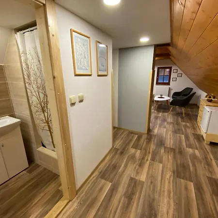 Roubenky U Zvonice Apartment *