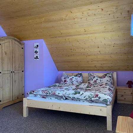 Roubenky U Zvonice Apartment *